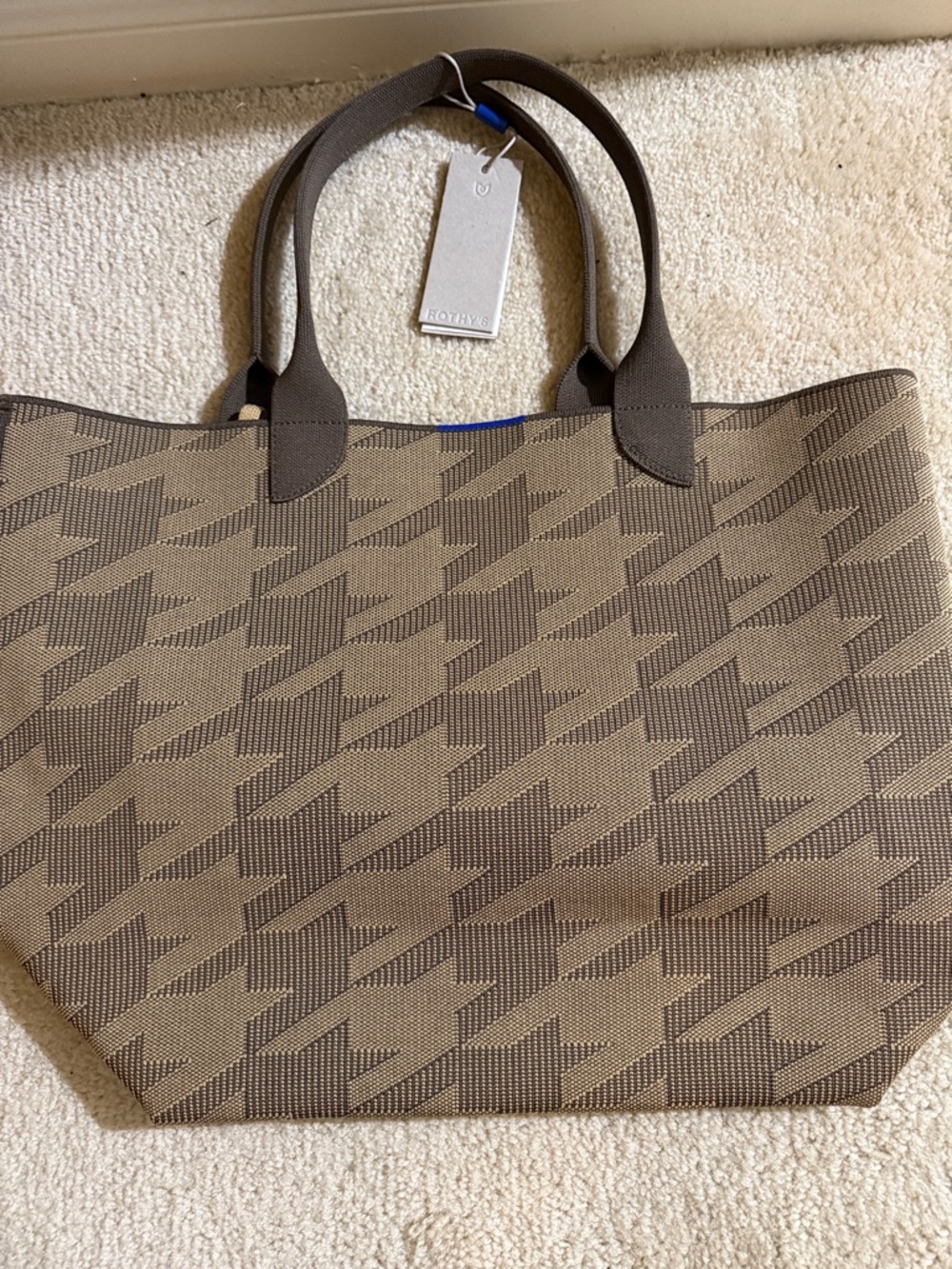 NWT Rothy’s Tote Dark Camel Houndstooth with matching pouch (no tags) - Picture 4 of 15